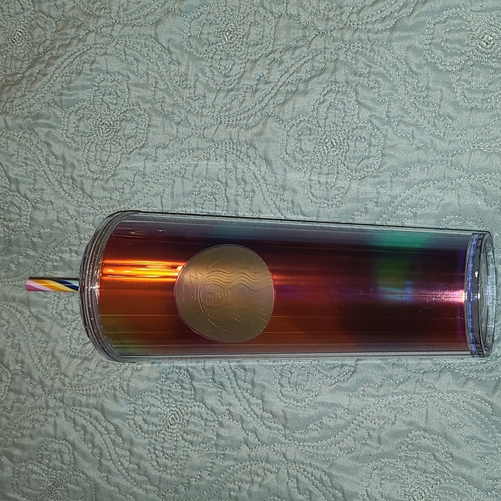 BNWT Multicolored tumbler